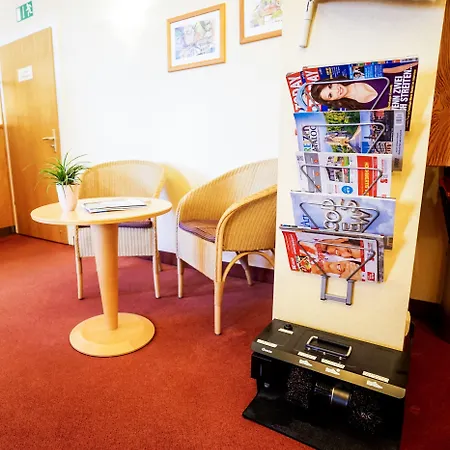 Sauer Garni 3* Neu-Isenburg