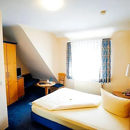 Hotel Sauer Garni 3*