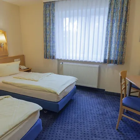 Sauer Garni 3* Neu-Isenburg