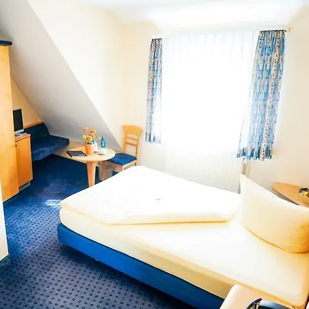 Hotel Sauer Garni Neu-Isenburg